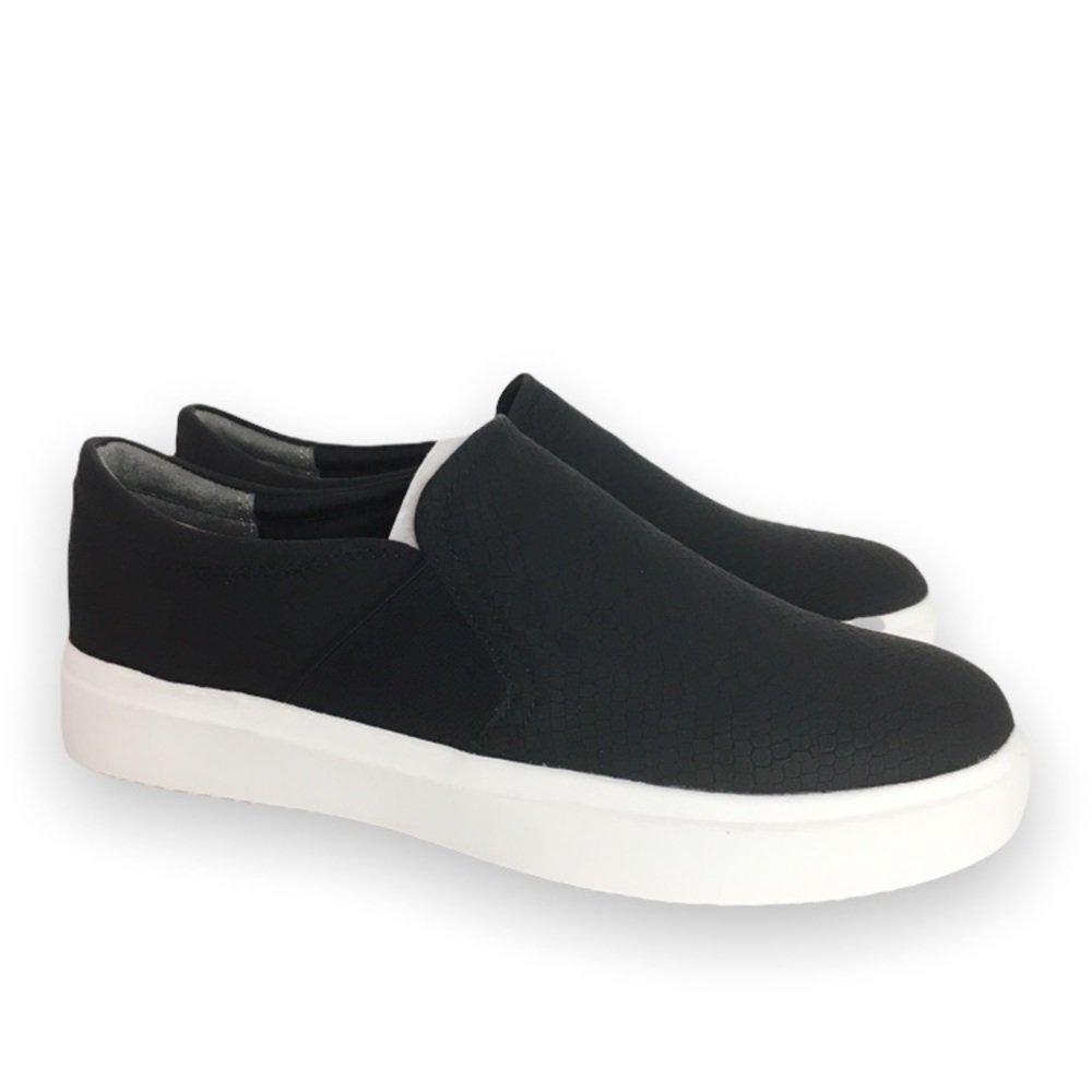 Dr. Scholl's Women's Wander Up Black Snakeskin Embossed Slip On Sneakers Shoes